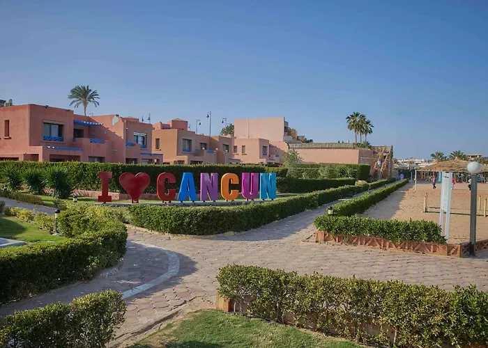 Cancun Sokhna & Resort 4*