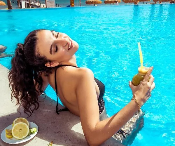 Cancun Sokhna &